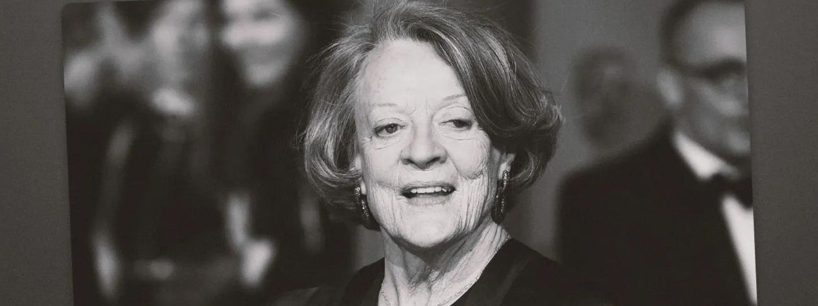 Actress Dame Maggie Smith Dies at 89